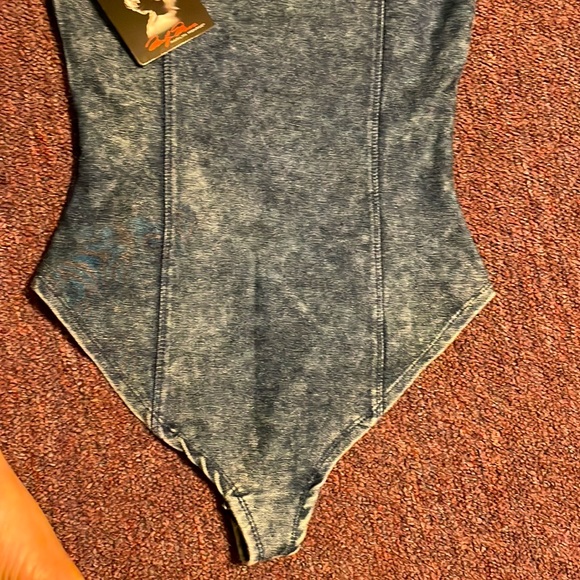 Marilyn Monroe body suit - Picture 5 of 6